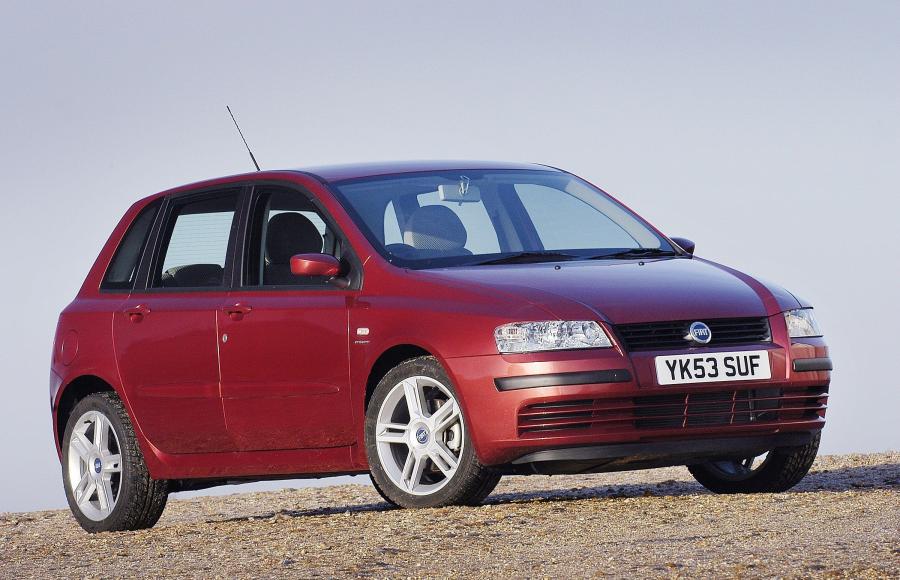  Fiat Stilo 5-Door 2004 года  (UK) (фото 9 из 11)